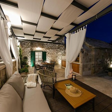 Villa Bante - Luxury Stone House Kaštela Екстериор снимка