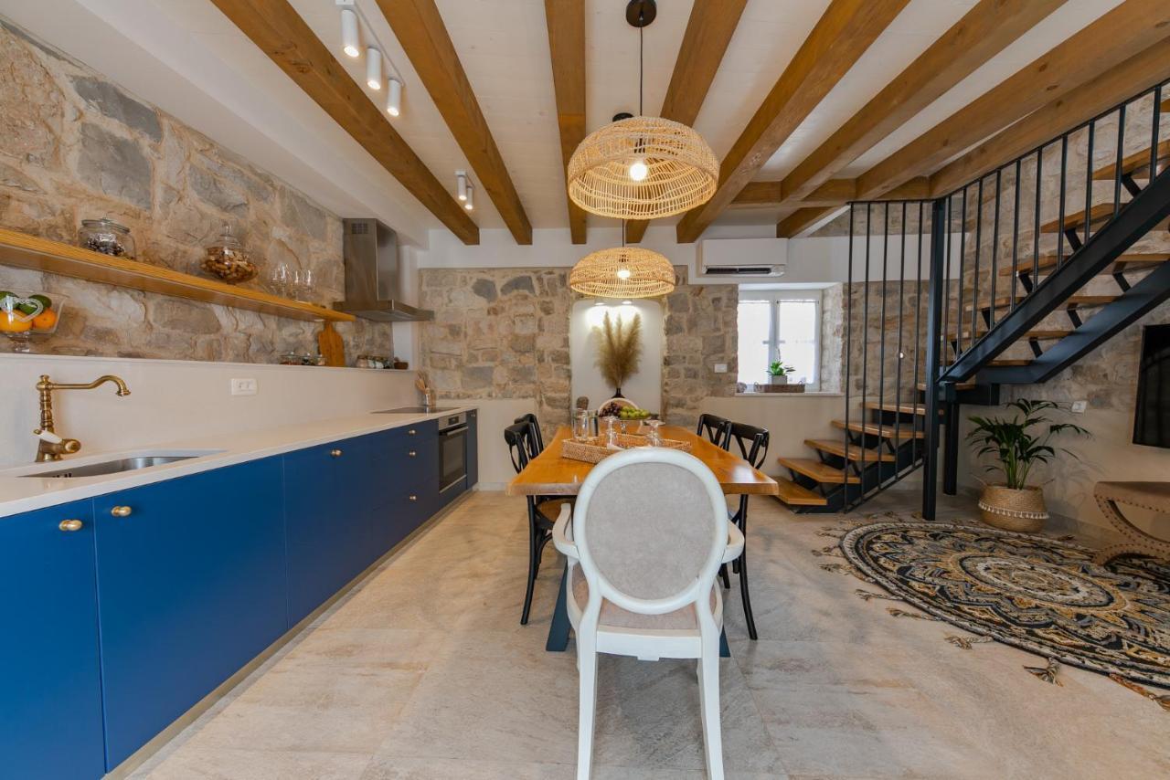 Villa Bante - Luxury Stone House Kaštela Екстериор снимка