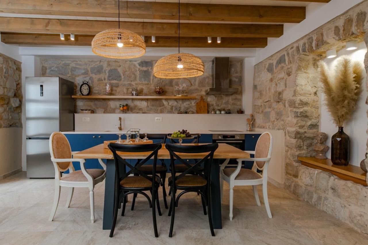 Villa Bante - Luxury Stone House Kaštela Екстериор снимка