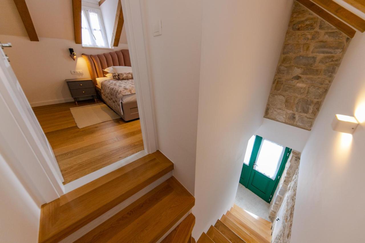 Villa Bante - Luxury Stone House Kaštela Екстериор снимка