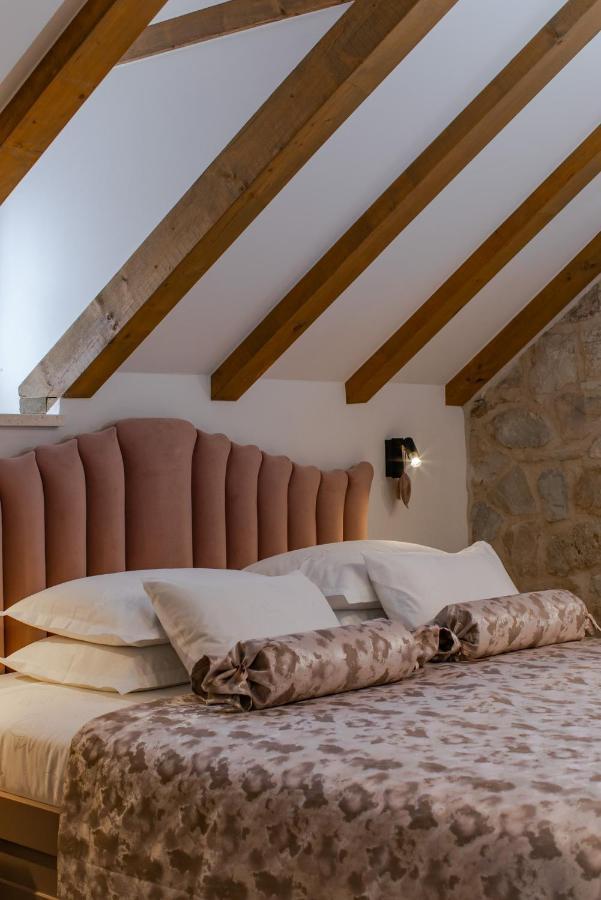Villa Bante - Luxury Stone House Kaštela Екстериор снимка