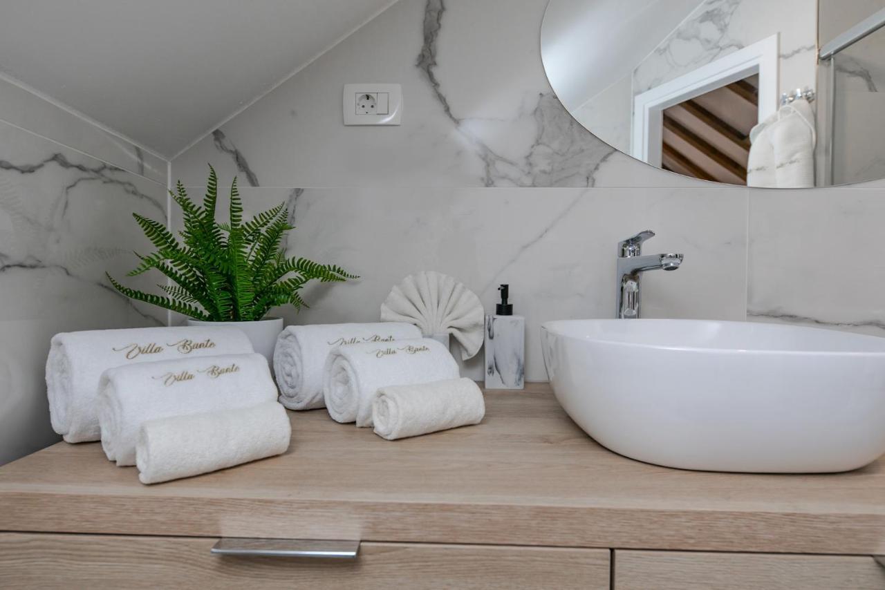 Villa Bante - Luxury Stone House Kaštela Екстериор снимка