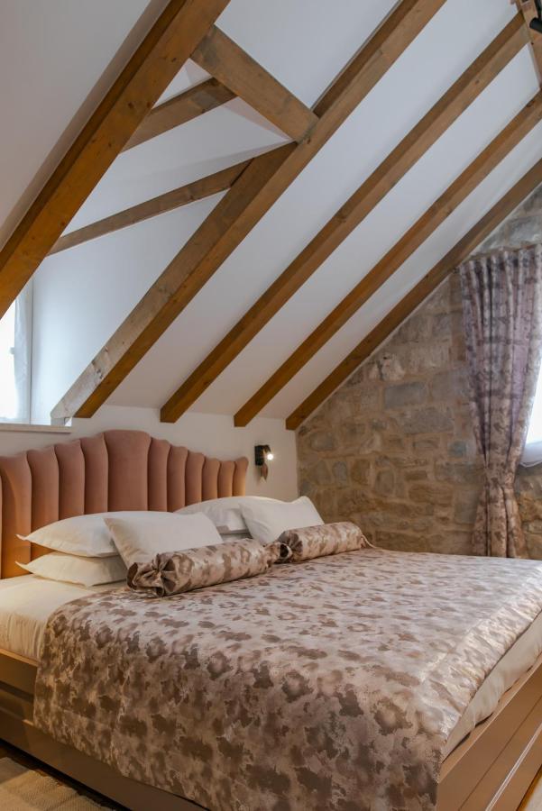 Villa Bante - Luxury Stone House Kaštela Екстериор снимка