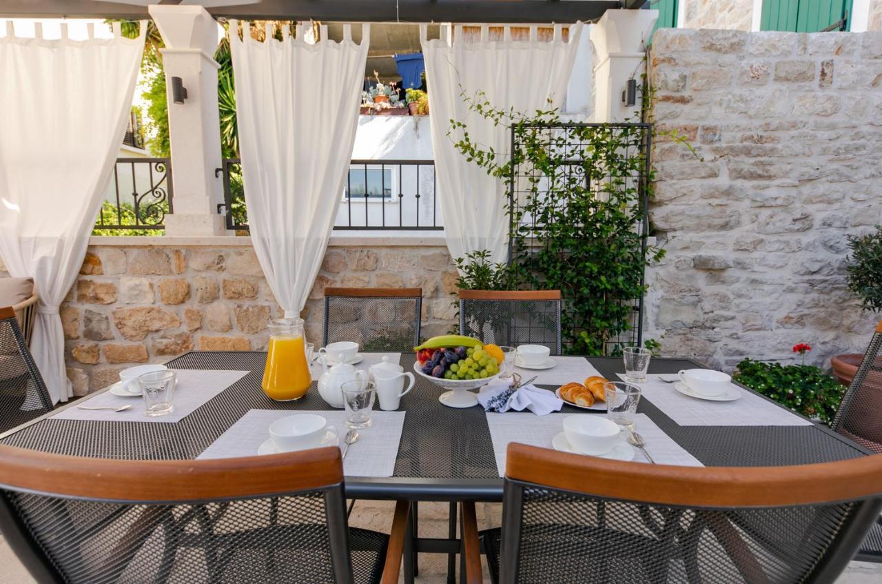 Villa Bante - Luxury Stone House Kaštela Екстериор снимка