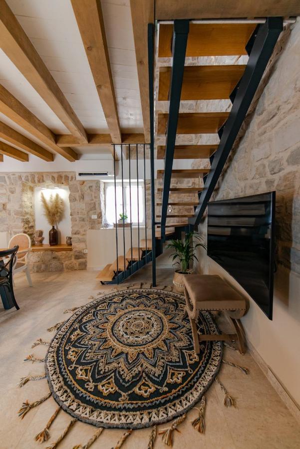 Villa Bante - Luxury Stone House Kaštela Екстериор снимка